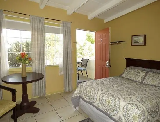Deluxe Two Full Sized beds with Kitchen