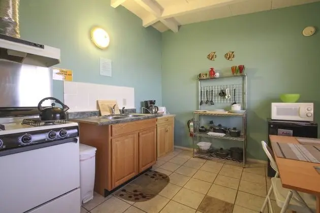 Deluxe Two Full Sized beds with Kitchen