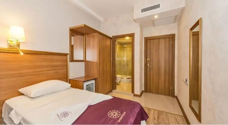 Standart Oda, Şehir Manzaralı