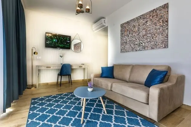 Executive Süit, Havuz Manzaralı