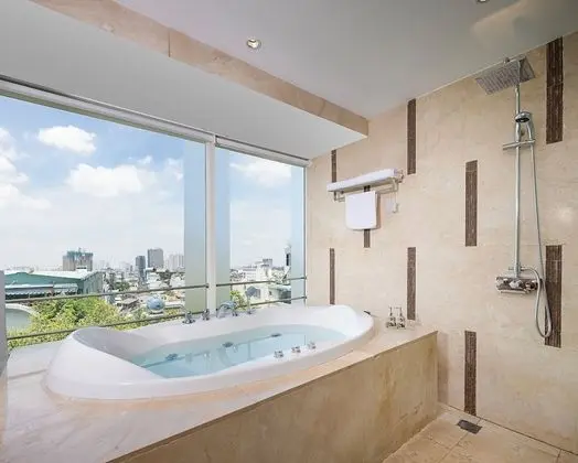 Executive Oda (Suite - Free High Tea & Mini Bar)