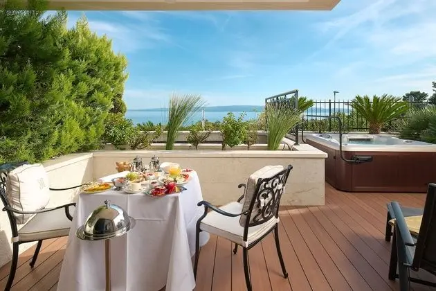 Deluxe Double Room, Balcony, Sea front