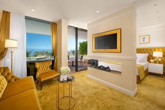 Deluxe Double Room, Balcony, Sea front