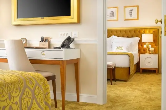 Premium Double or Twin Room, 1 Double Bed, Balcony, Sea front