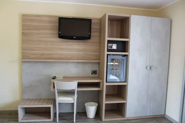 Business Büyük Yataklı Tek Kişilik Oda