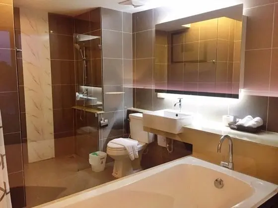 Deluxe Double Room with Bathtub