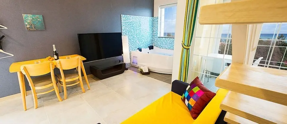 Dubleks (201, 202, 203)