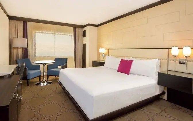 Premium Oda, Sigara İçilmez (South Tower) (Newly Renovated)