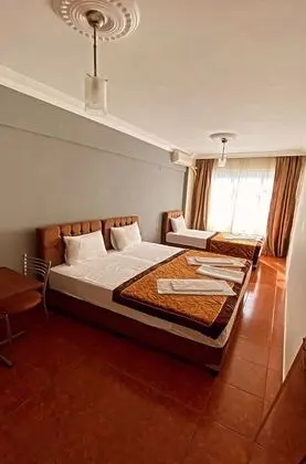 Basic Triple Room