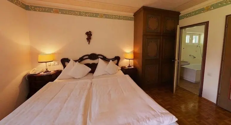 Classic Tek Büyük Yataklı Oda, 1 Çift Kişilik Yatak, Balkon, Dağ Manzaralı