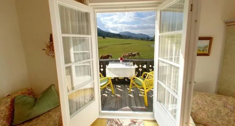 Classic Tek Büyük Yataklı Oda, 1 Çift Kişilik Yatak, Balkon, Dağ Manzaralı