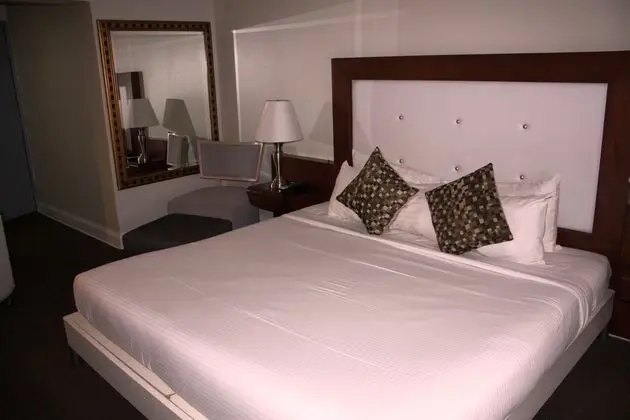 Çift ​​kişilik King Size Bed