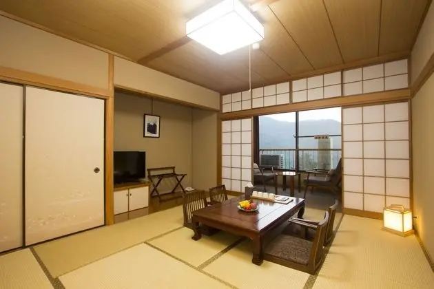 Traditional Dört Kişilik Oda, Özel Banyo (Japanese Style)