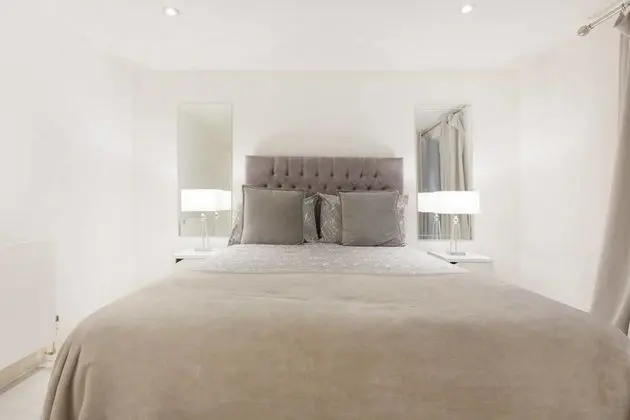 Basic Tek Büyük Yataklı Oda