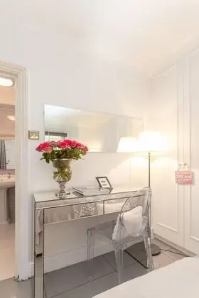 Basic Tek Büyük Yataklı Oda