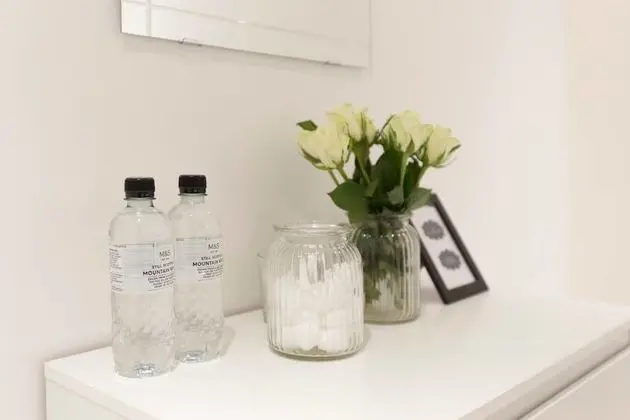 Basic Tek Büyük Yataklı Oda