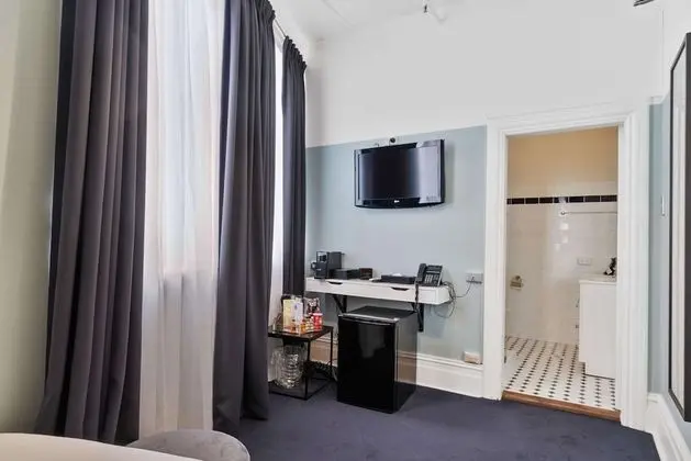 Oda, 1 Çift Kişilik Yatak (Single Bed)