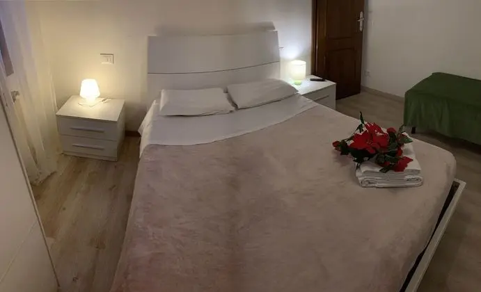 Grand Üç Kişilik Oda, Ortak Banyo