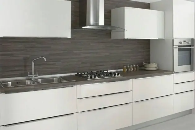 Üç Kişilik Oda, Ortak Banyo