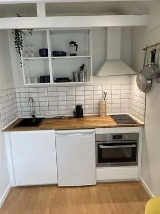 Basic Stüdyo, Sigara İçilmez