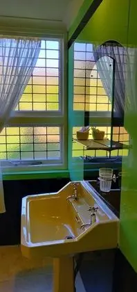Tek Kişilik Oda, Banyolu/Duşlu (First Floor)