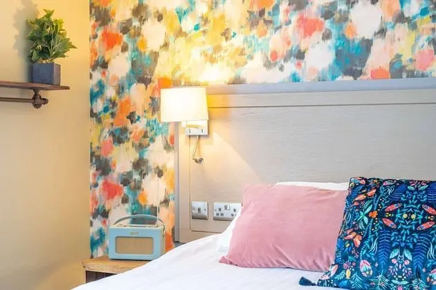 Comfort Tek Büyük Yataklı Oda