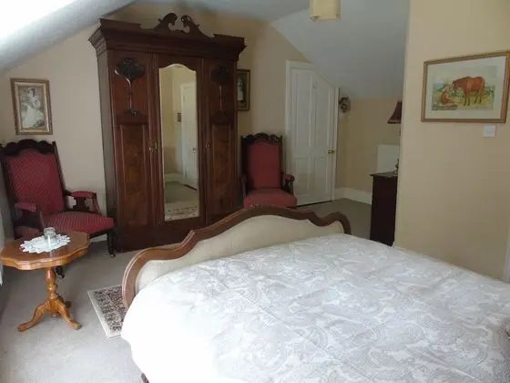 Tek Büyük Yataklı Oda, Banyolu/Duşlu