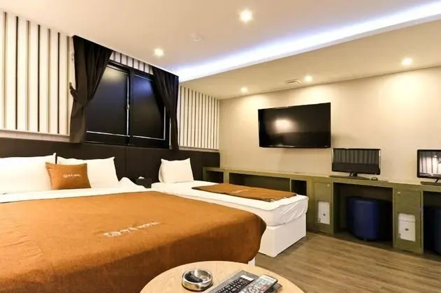 VIP Twin Room