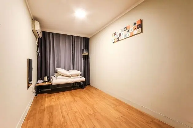 Business Oda (For 1 guest)