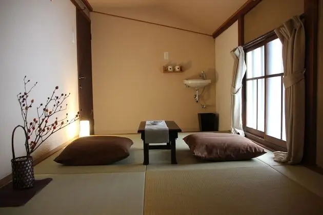 Economy Oda (Economy Twin Japanese Style)