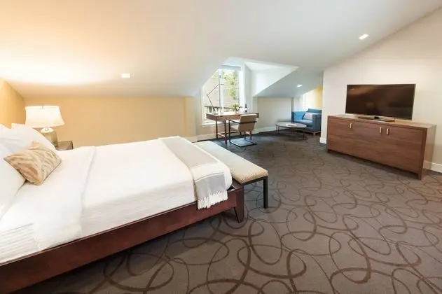 Harvest Loft Room