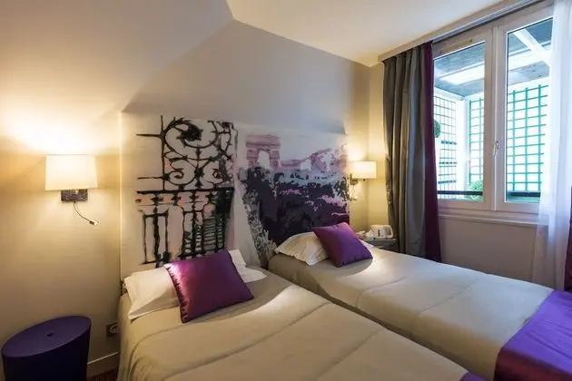 Standard İki Ayrı Yataklı Oda (Opera)