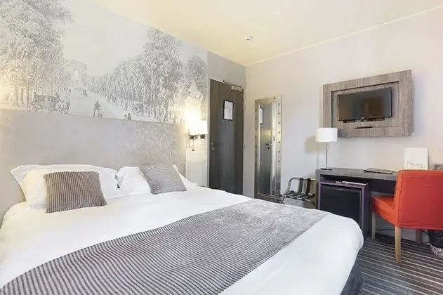 Standard Tek Büyük Yataklı Oda (Opera)