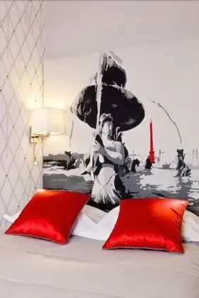 Standard Tek Büyük Yataklı Oda (Opera)