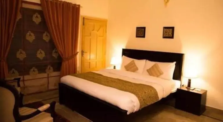 Deluxe Tek Büyük Yataklı Oda