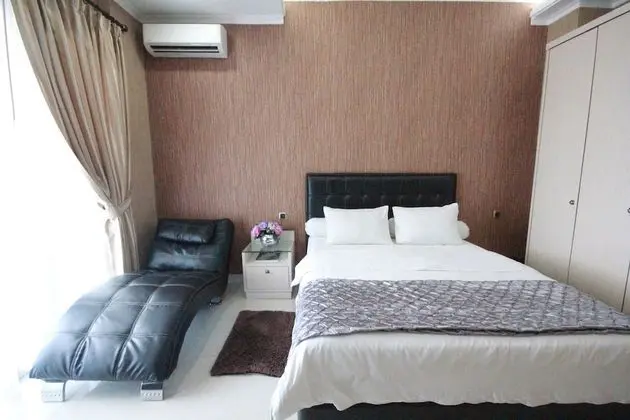 1 Bedroom Deluxe Suite