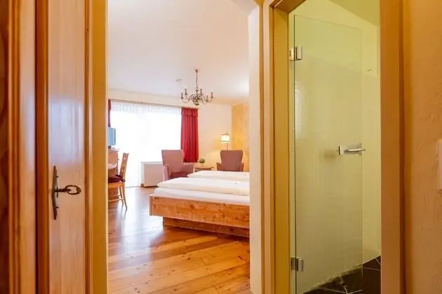 Tek Büyük Yataklı Oda, 1 Büyük (Queen) Boy Yatak, Sigara İçilmez