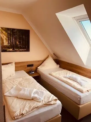 Comfort Tek Büyük veya İki Ayrı Yataklı Oda