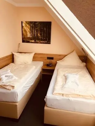 Comfort Tek Büyük veya İki Ayrı Yataklı Oda