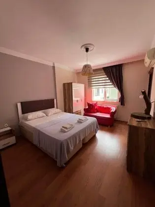 Rezidans 4+1, Deniz Manzaralı, Balkonlu