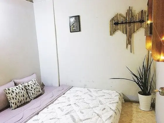 Tek Büyük Yataklı Oda, Ortak Banyo