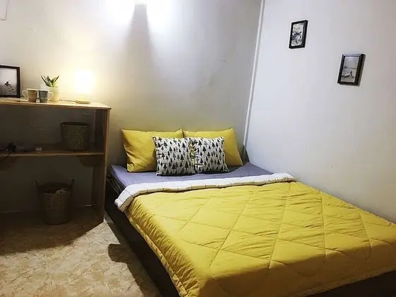 Tek Büyük Yataklı Oda, Ortak Banyo