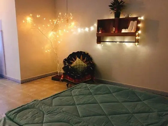 Tek Büyük Yataklı Oda, Ortak Banyo (Mattress Only)