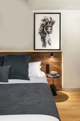 Habitación Superior con sofacama y balcón
