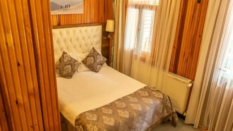 Standart Oda, Dağ Manzaralı