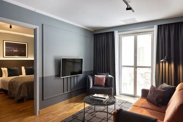 Signature Mini Suite (with Shared Patio)