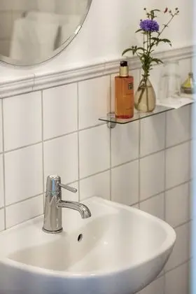 Tek Büyük Yataklı Oda, Küvet