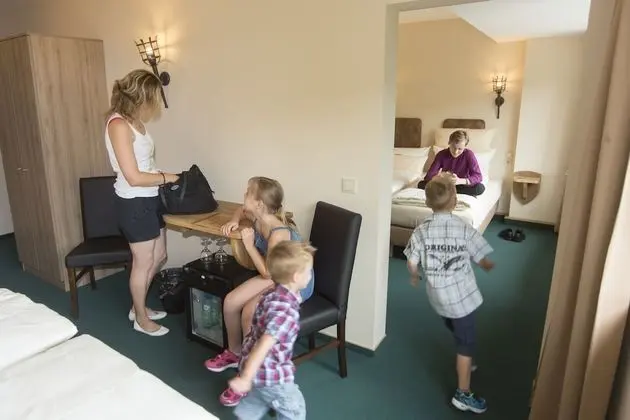 Family Dört Kişilik Oda