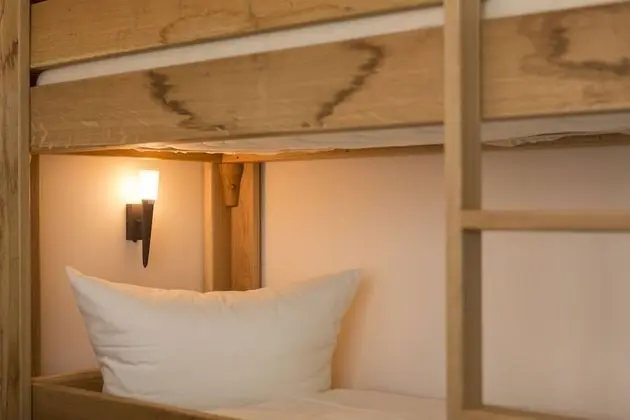 Family Dört Kişilik Oda