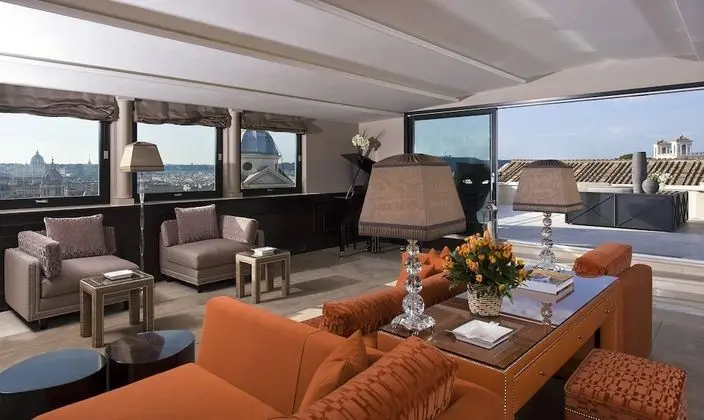 Çatı Katı Süiti (Penthouse) (Hassler Suite)